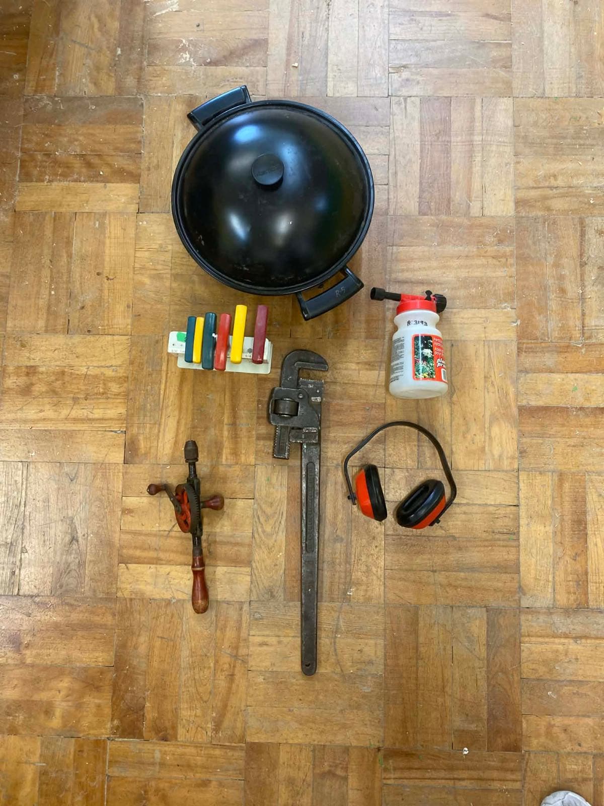VENTE D'OUTILS LA REMISE-PLAZA ST-HUBERT